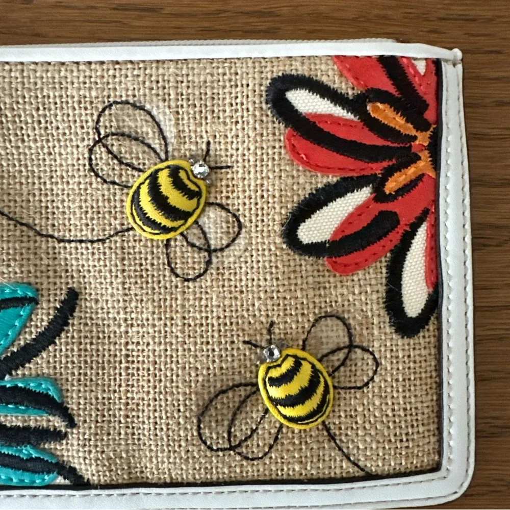 Coach Wristlet Pouch Floral Bumble Bee Crystals Burlap Leather Trim Zip Purse - Picture 3 of 15